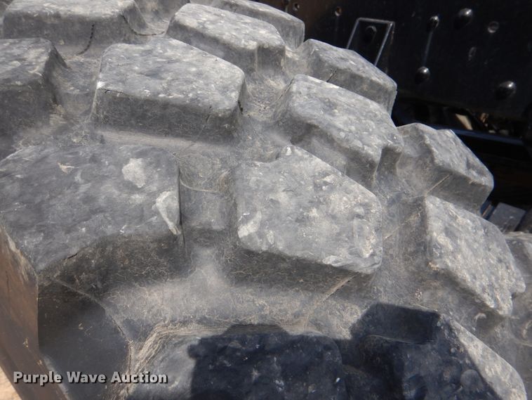 image for item DM3892 1985 Am General M934  truck cab and chassis