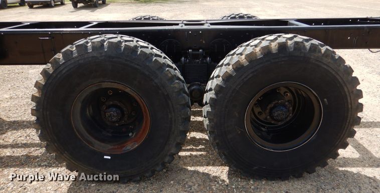 image for item DM3892 1985 Am General M934  truck cab and chassis