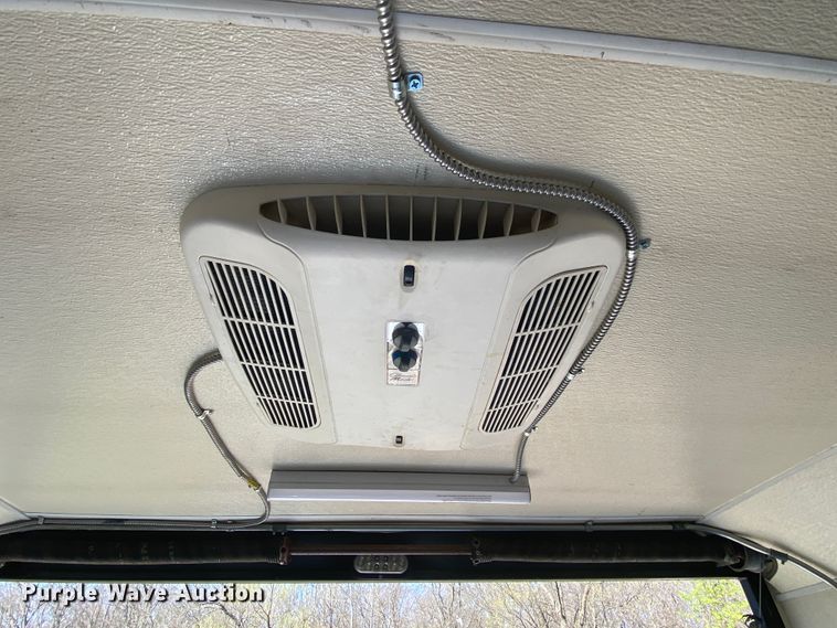 image for item DM4041 2013 Sharp  concession trailer