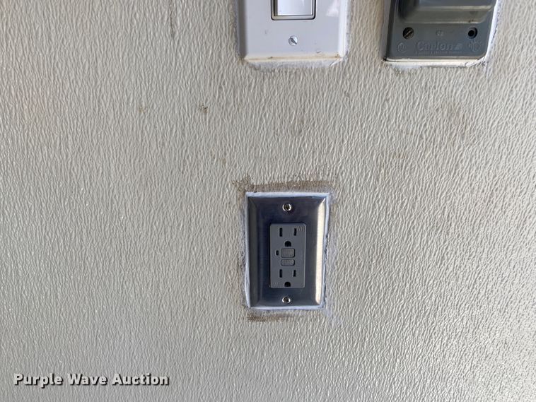 image for item DM4041 2013 Sharp  concession trailer