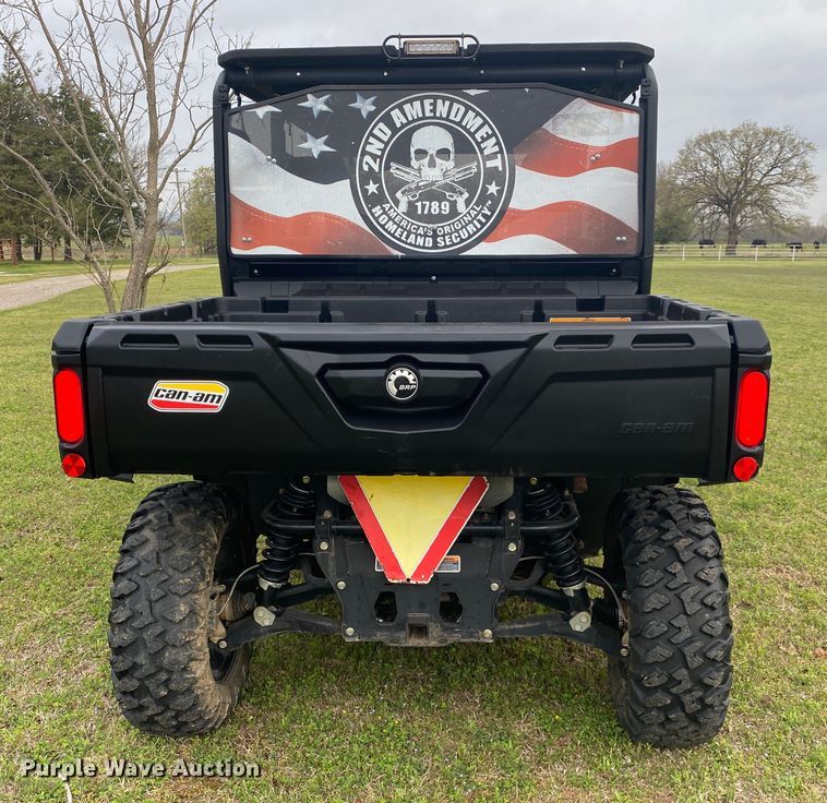 image for item DM4047 2018 Can-Am Defender Max XT HD8  utility vehicle