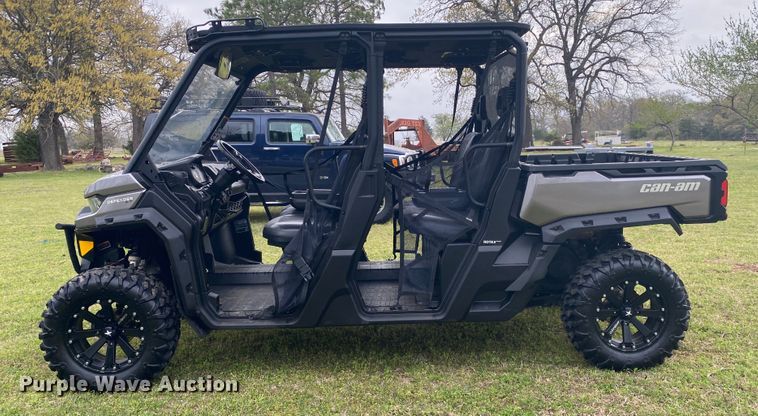 image for item DM4047 2018 Can-Am Defender Max XT HD8  utility vehicle