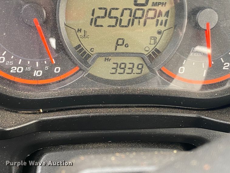 image for item DM4047 2018 Can-Am Defender Max XT HD8  utility vehicle