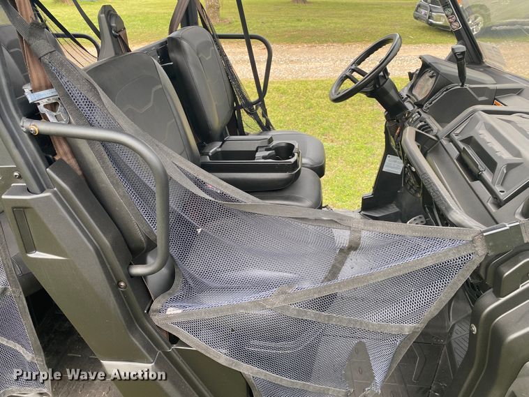 image for item DM4047 2018 Can-Am Defender Max XT HD8  utility vehicle