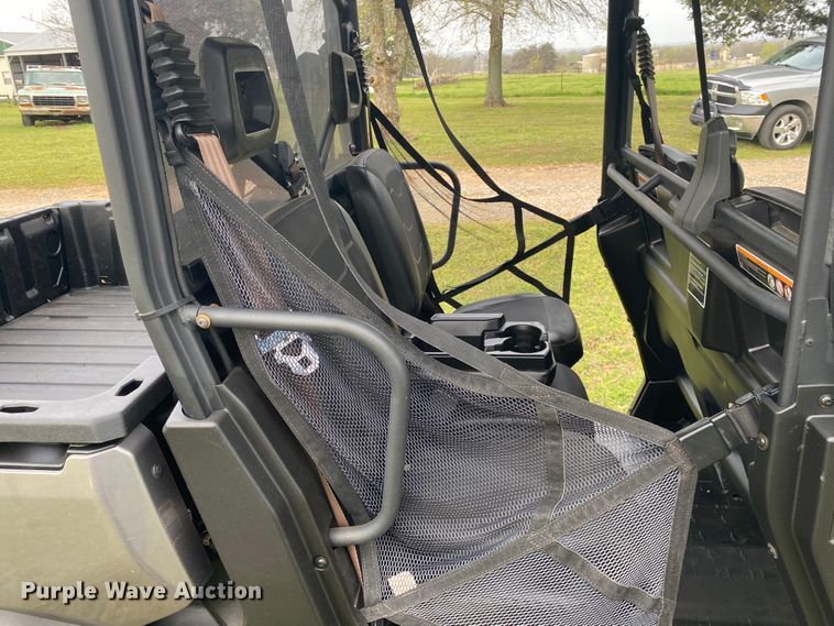 image for item DM4047 2018 Can-Am Defender Max XT HD8  utility vehicle