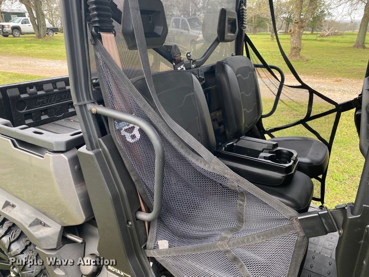 image for item DM4047 2018 Can-Am Defender Max XT HD8  utility vehicle