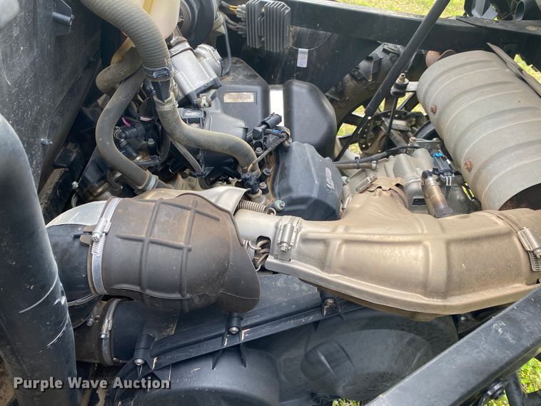 image for item DM4047 2018 Can-Am Defender Max XT HD8  utility vehicle