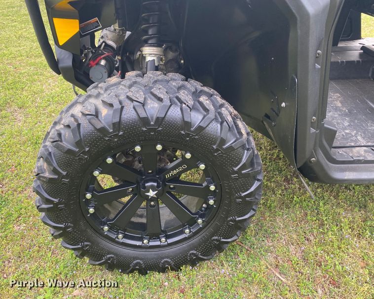 image for item DM4047 2018 Can-Am Defender Max XT HD8  utility vehicle