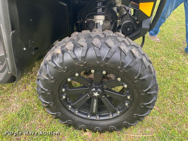 image for item DM4047 2018 Can-Am Defender Max XT HD8  utility vehicle