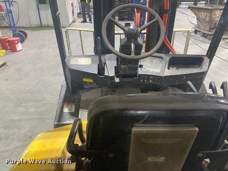 image for item DM4055 2004 Yale GLP080  forklift