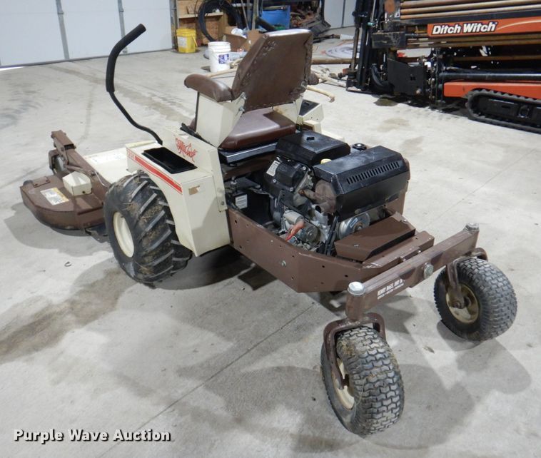 image for item DM6120 Grasshopper 720K  lawn mower