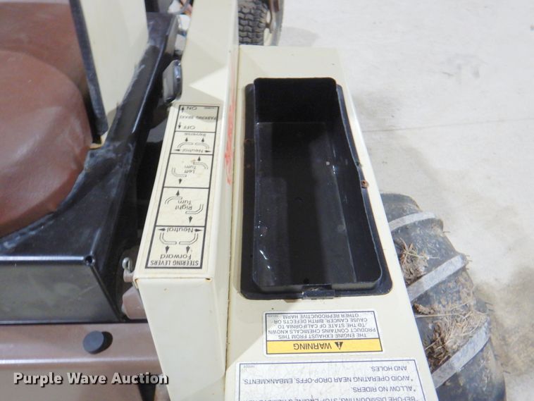 image for item DM6120 Grasshopper 720K  lawn mower