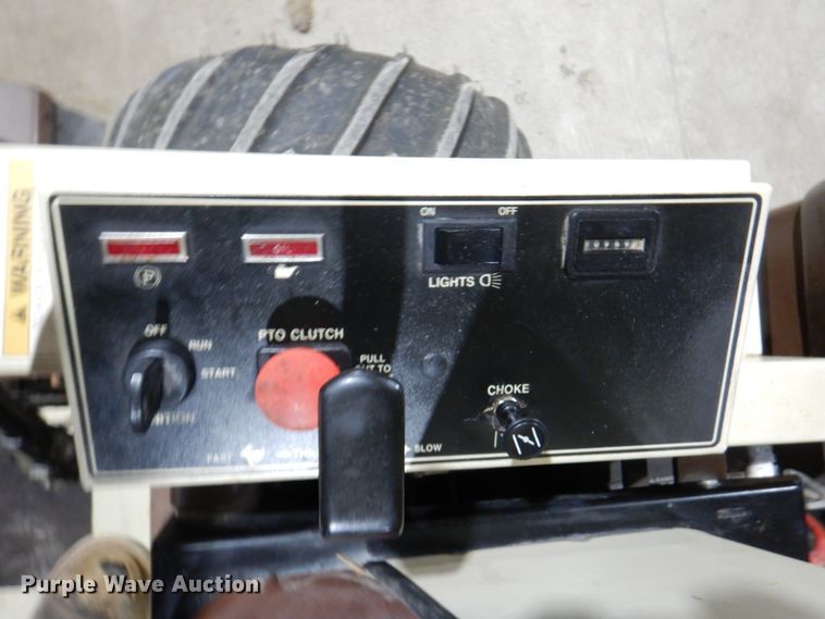 image for item DM6120 Grasshopper 720K  lawn mower