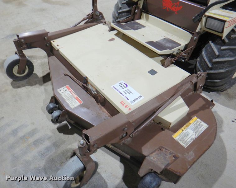 image for item DM6120 Grasshopper 720K  lawn mower