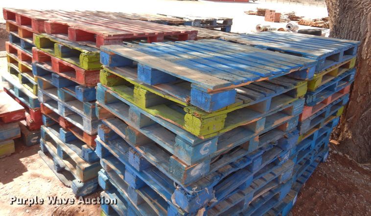 image for item DN0249 Approximately 74 wood pallets