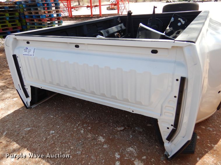 image for item DN0251 2019 Chevrolet  pickup truck parts