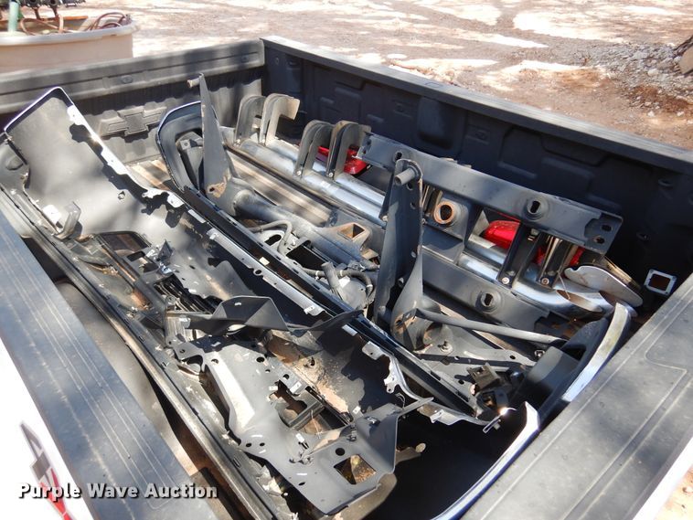 image for item DN0251 2019 Chevrolet  pickup truck parts