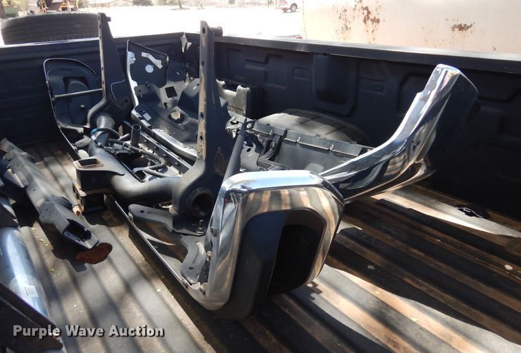 image for item DN0251 2019 Chevrolet  pickup truck parts