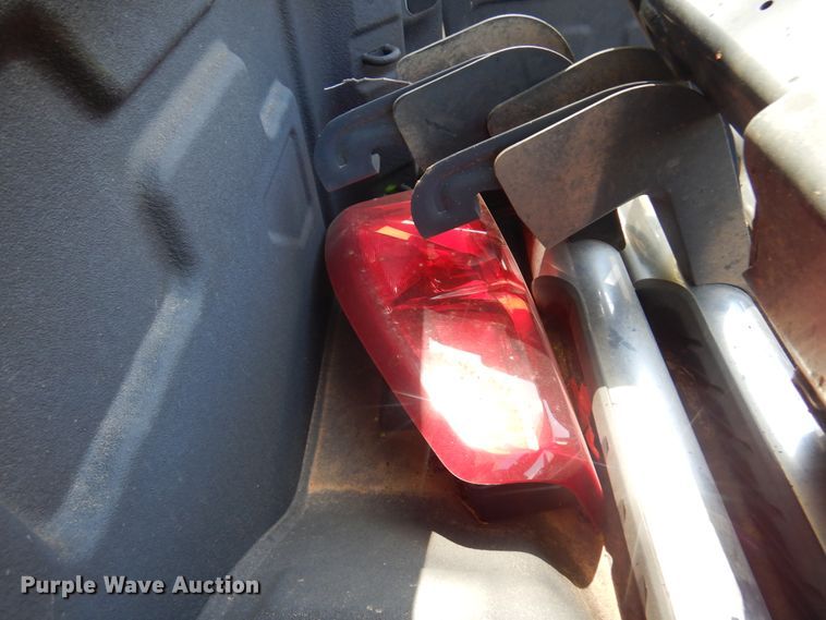 image for item DN0251 2019 Chevrolet  pickup truck parts