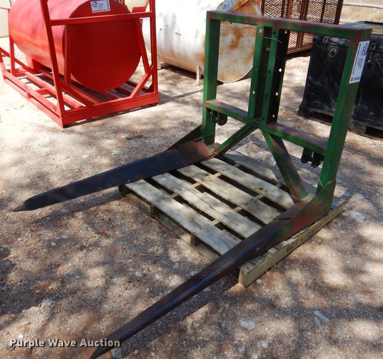 image for item DN0253 Bale forks