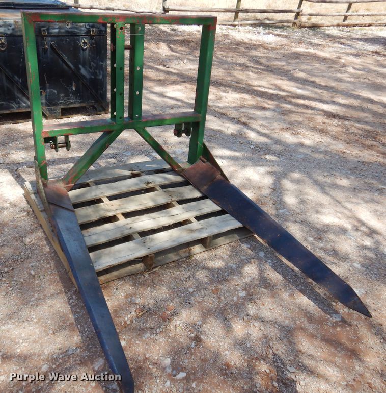 image for item DN0253 Bale forks