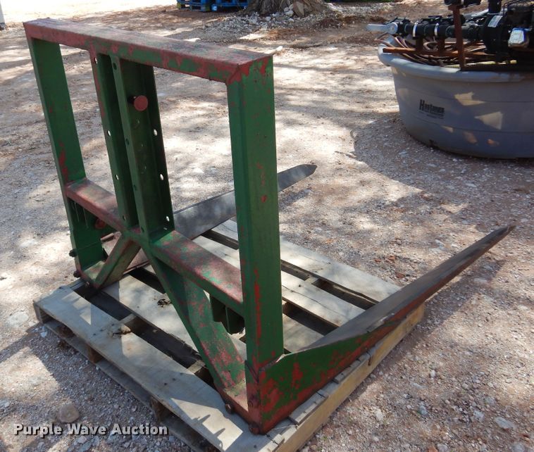 image for item DN0253 Bale forks