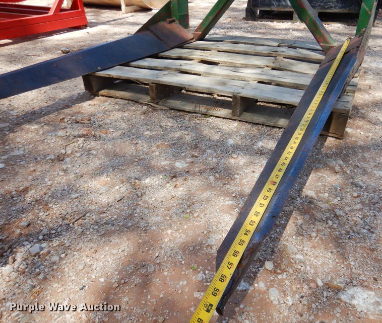 image for item DN0253 Bale forks