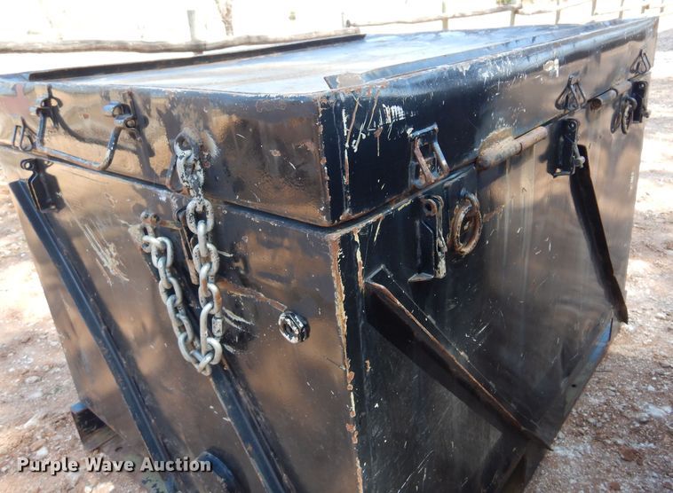 image for item DN0254 (2) metal storage boxes