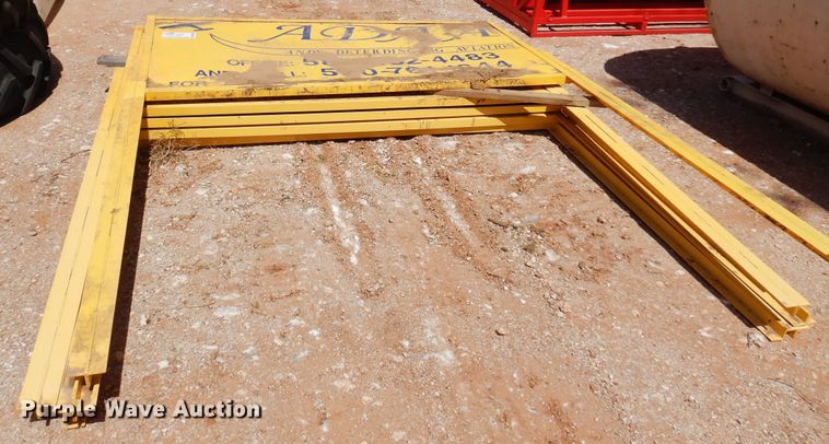 image for item DN0260 (4) metal signs