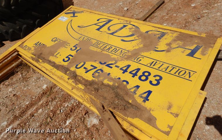 image for item DN0260 (4) metal signs