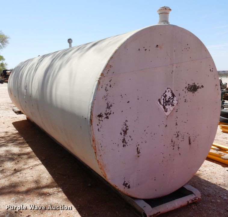 image for item DN0264 Fuel tank