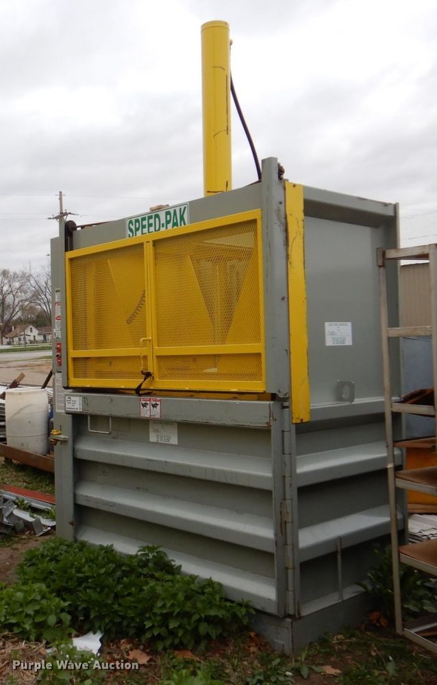 image for item DN7343 Speed-Pak VBAL7242  cardboard baler