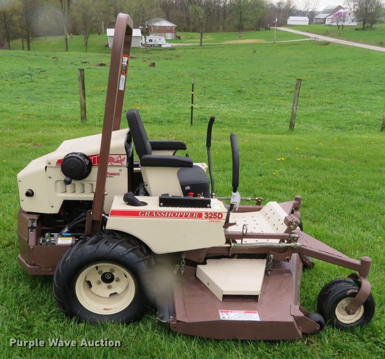 image for item DN7954 2011 Grasshopper 325D  ZTR lawn mower