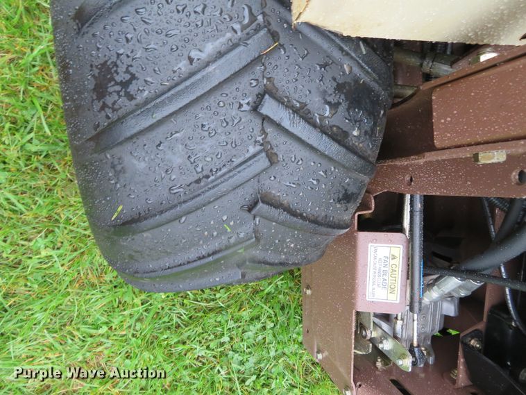 image for item DN7954 2011 Grasshopper 325D  ZTR lawn mower