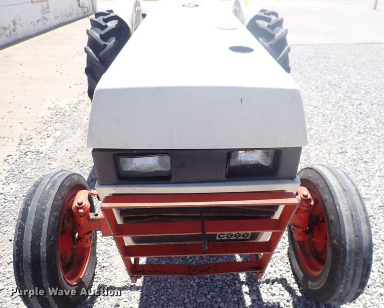 image for item DP4604 Case 1190  tractor