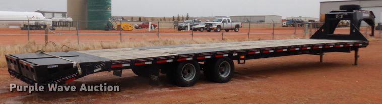 image for item DR0331 2021 Diamond C  equipment trailer