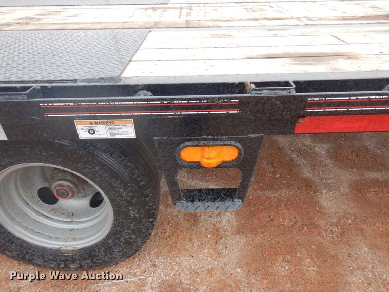 image for item DR0331 2021 Diamond C  equipment trailer