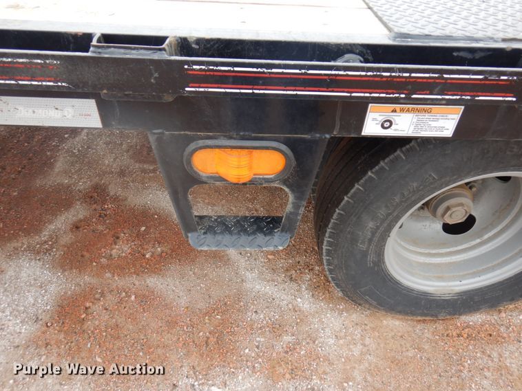 image for item DR0331 2021 Diamond C  equipment trailer