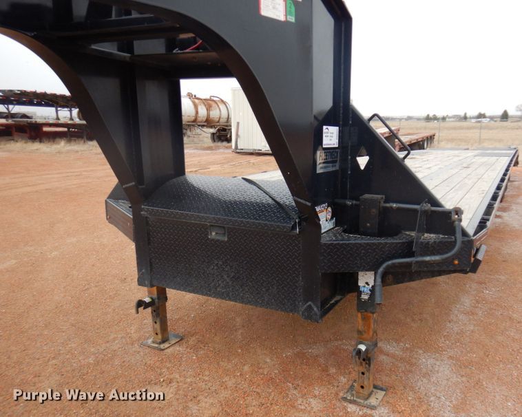 image for item DR0331 2021 Diamond C  equipment trailer