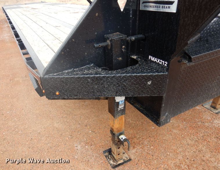 image for item DR0331 2021 Diamond C  equipment trailer
