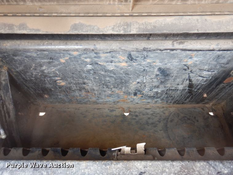 image for item DR0331 2021 Diamond C  equipment trailer