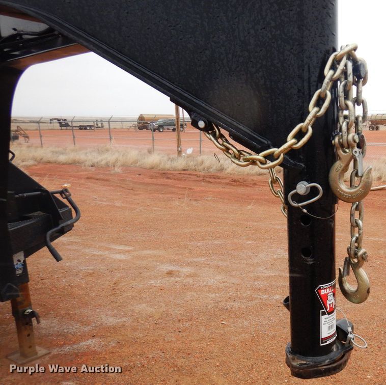 image for item DR0331 2021 Diamond C  equipment trailer