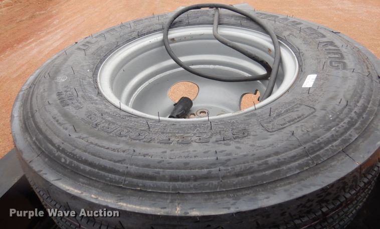 image for item DR0331 2021 Diamond C  equipment trailer