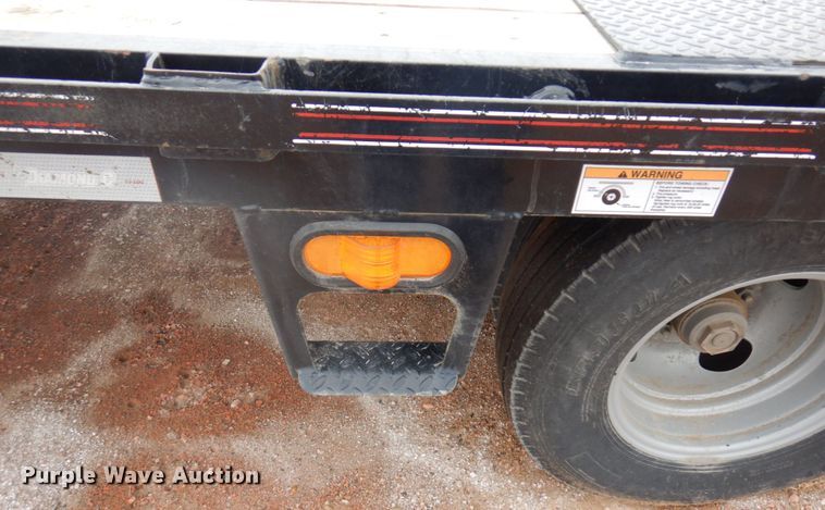 image for item DR0331 2021 Diamond C  equipment trailer