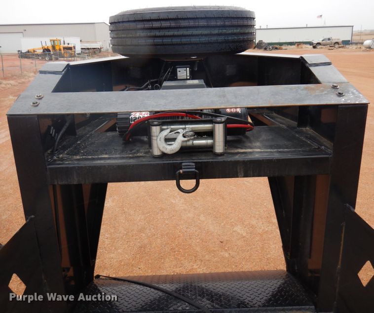 image for item DR0331 2021 Diamond C  equipment trailer