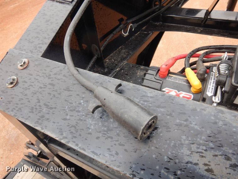 image for item DR0331 2021 Diamond C  equipment trailer