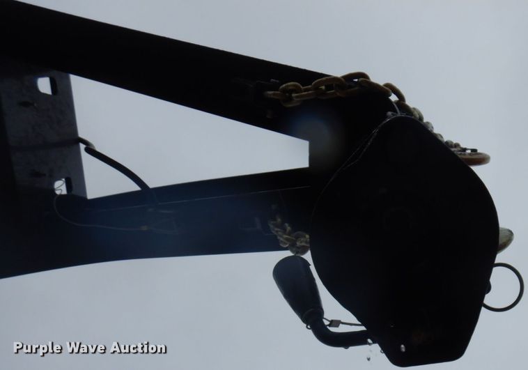 image for item DR0331 2021 Diamond C  equipment trailer