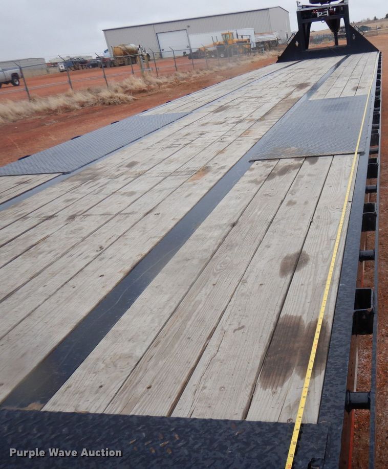 image for item DR0331 2021 Diamond C  equipment trailer