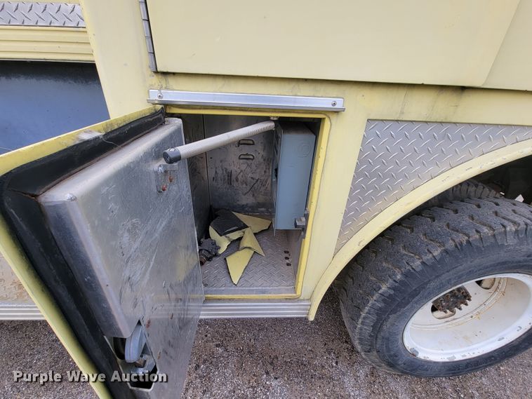 image for item HF9335 1981 GMC Sierra  pumper fire truck