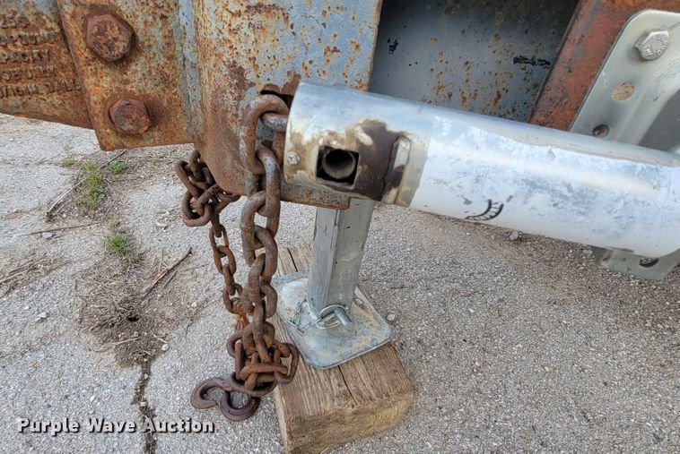 image for item HF9336 Utility trailer